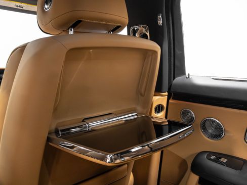 Used 2022 Rolls-Royce Ghost image 39