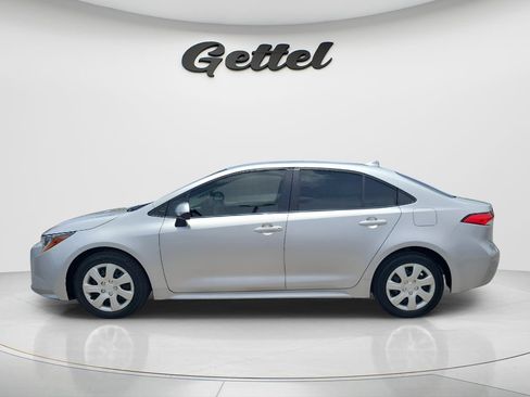 Used 2023 Toyota Corolla LE FWD image 8