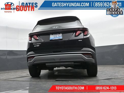 Used 2025 Hyundai Tucson SE AWD/4WD image 34