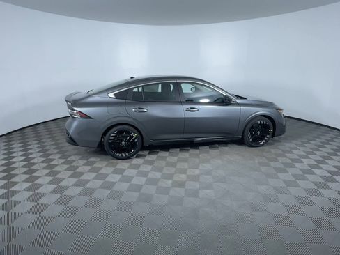 New 2026 Nissan Sentra SR w/ SR Premium Package image 9