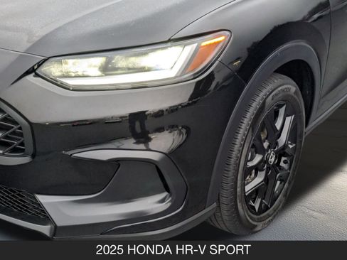 Used 2025 Honda HR-V Sport image 10