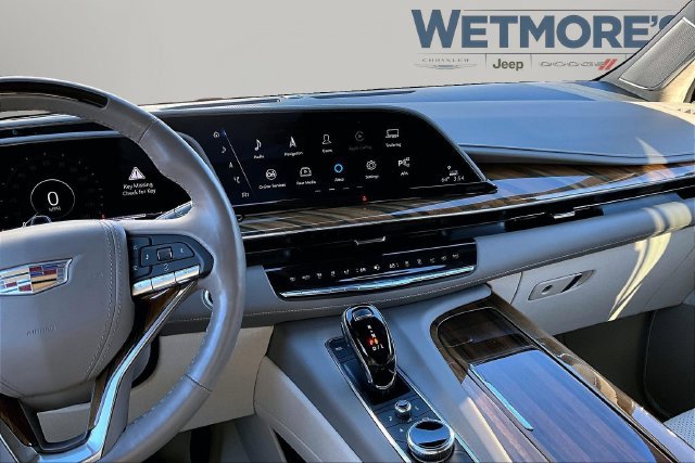 Used 2024 Cadillac Escalade Sport Platinum w/ LPO, ONYX Package AWD/4WD image 9