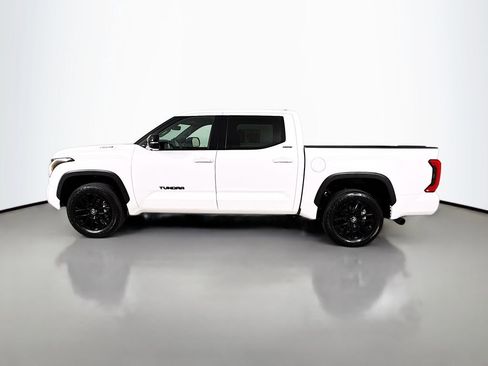 Used 2025 Toyota Tundra Limited AWD/4WD image 4