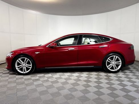 Used 2016 Tesla Model S 75D image 3