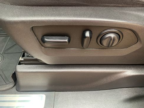 Used 2019 Chevrolet Silverado 1500 LT w/ Texas Edition image 25