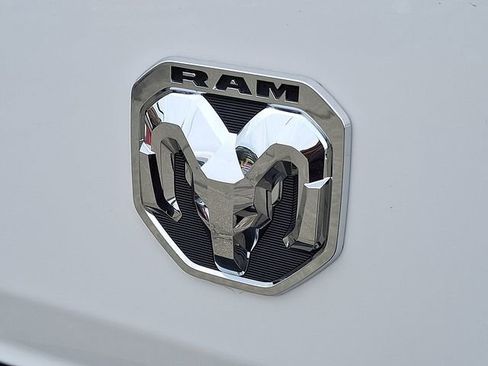 Used 2024 RAM ProMaster 2500 w/ Safety Group FWD image 27