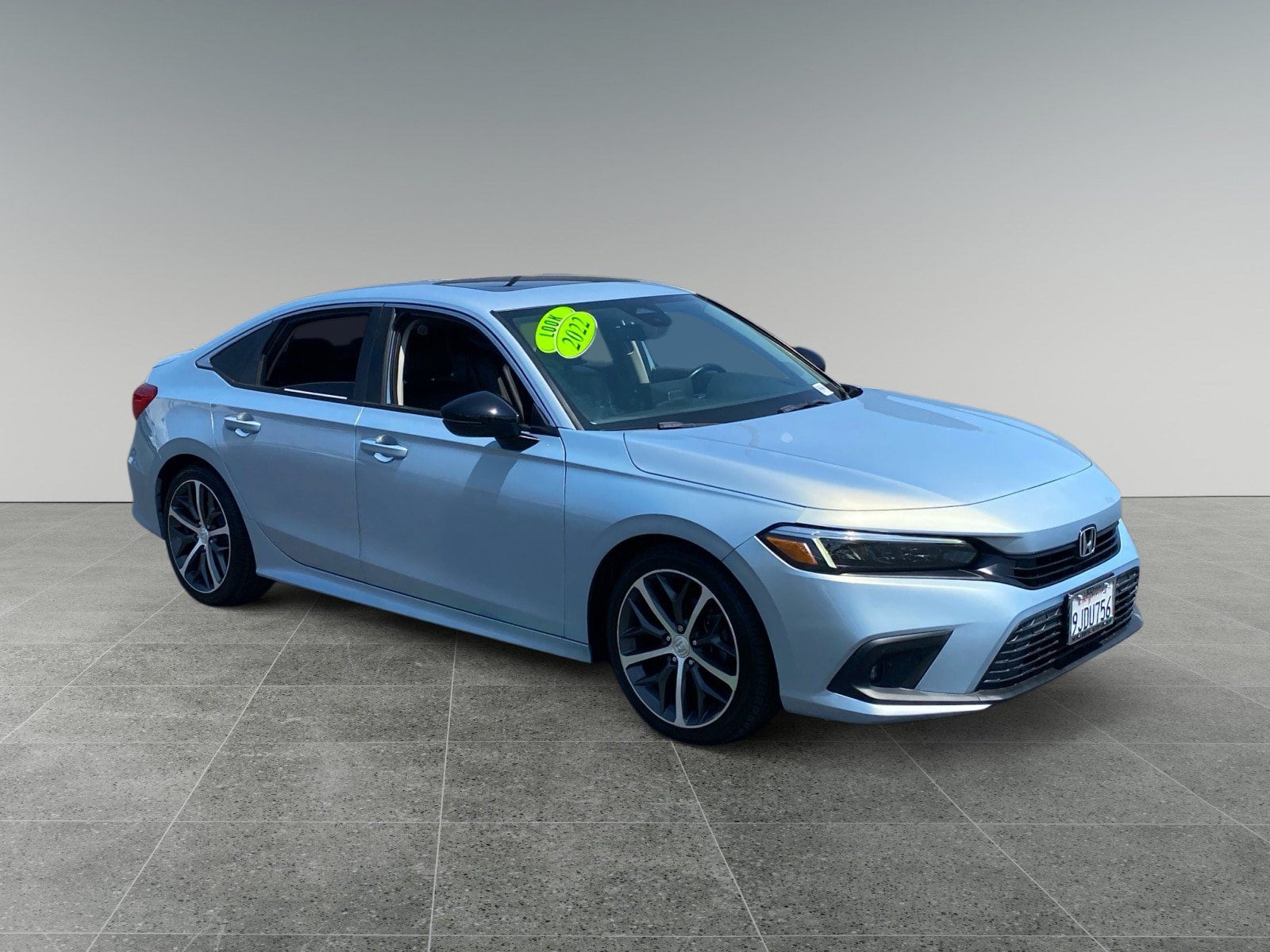 Used 2022 Honda Civic Touring image 7
