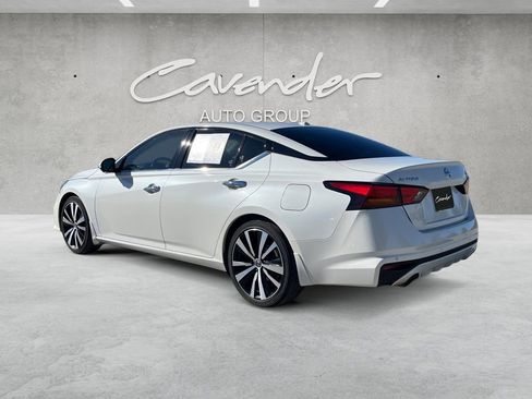 Used 2020 Nissan Altima 2.5 Platinum image 14