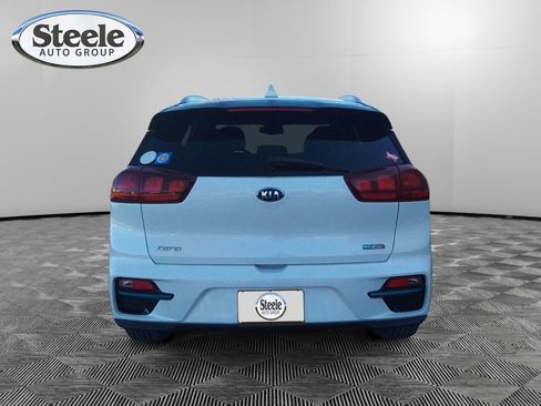Used 2020 Kia Niro EX image 4