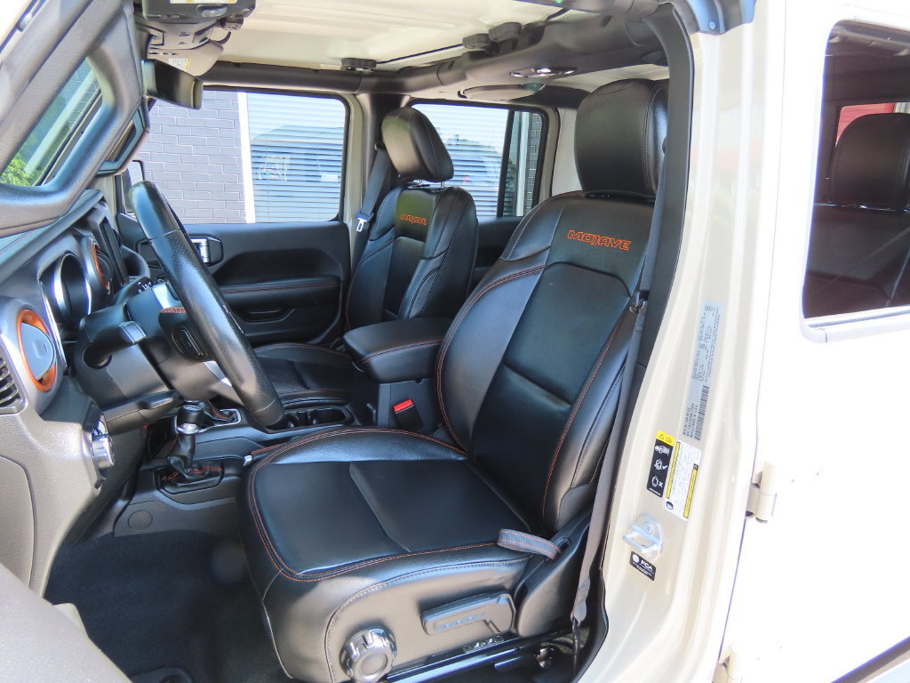 Used 2022 Jeep Gladiator Mojave w/ LED Lighting Group AWD/4WD image 22