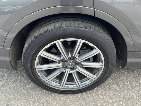 Used 2019 Audi Q7 2.0T Premium Plus AWD/4WD image 12