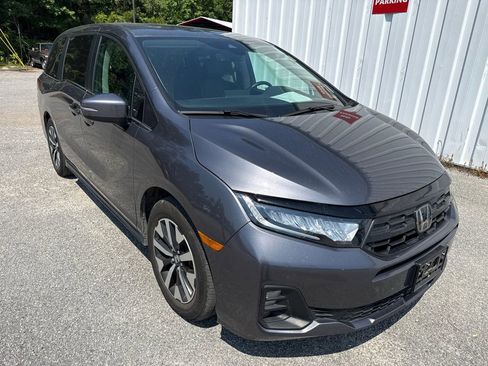 Used 2025 Honda Odyssey EX-L image 1