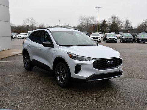 New 2026 Ford Escape ST-Line w/ Cold Weather Package image 9