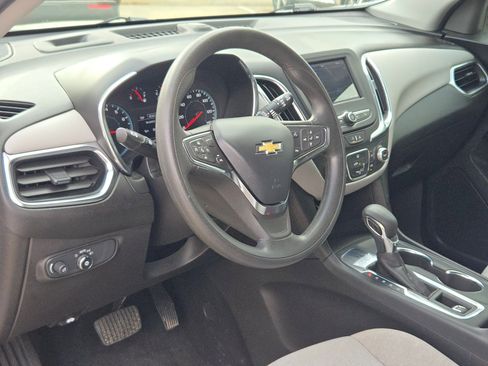 Used 2024 Chevrolet Equinox LS FWD image 10
