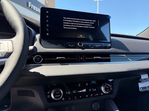New 2026 Mitsubishi Outlander SEL AWD/4WD image 25