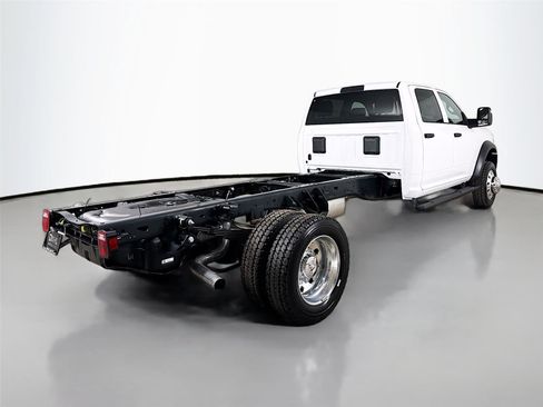 New 2026 RAM 5500 Tradesman w/ Chrome Appearance Group image 12
