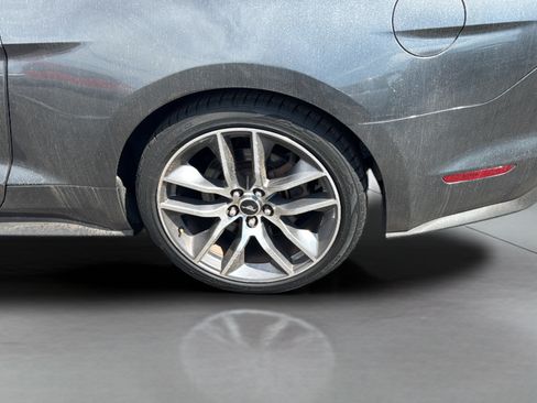 Used 2015 Ford Mustang GT Premium RWD image 37