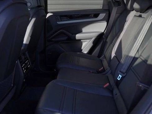 New 2026 Porsche Cayenne S AWD/4WD image 26
