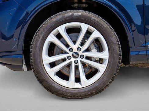 Used 2025 Audi Q7 3.0T Premium Plus AWD/4WD image 9