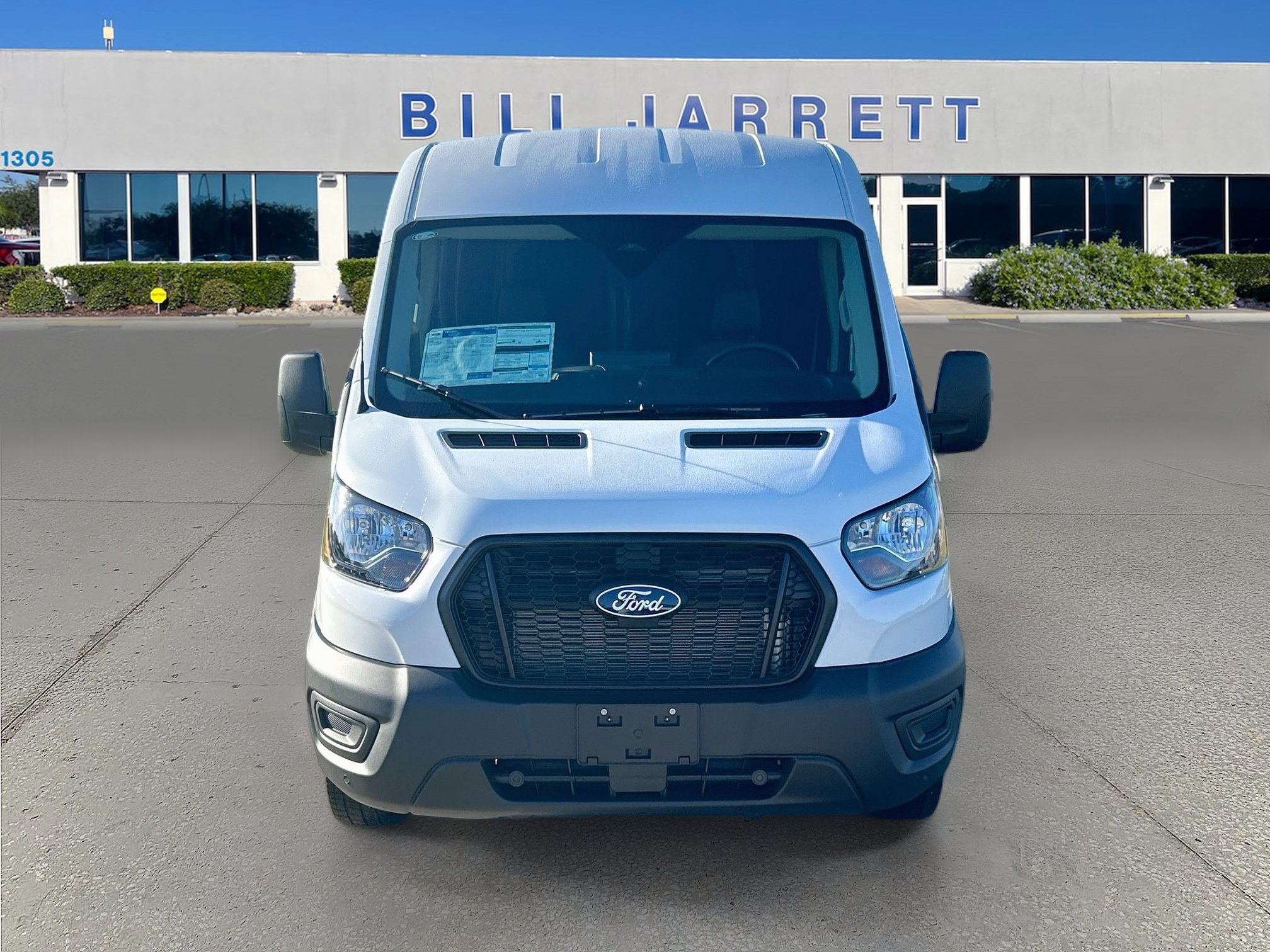 New 2027 Ford Transit 250 148 Medium Roof w/ Load Area Protection Package RWD image 2