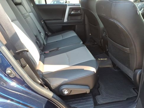 Used 2024 Toyota 4Runner SR5 Premium w/ Moonroof Package AWD/4WD image 25