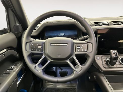 New 2026 Land Rover Defender 130 X-Dynamic SE AWD/4WD image 12