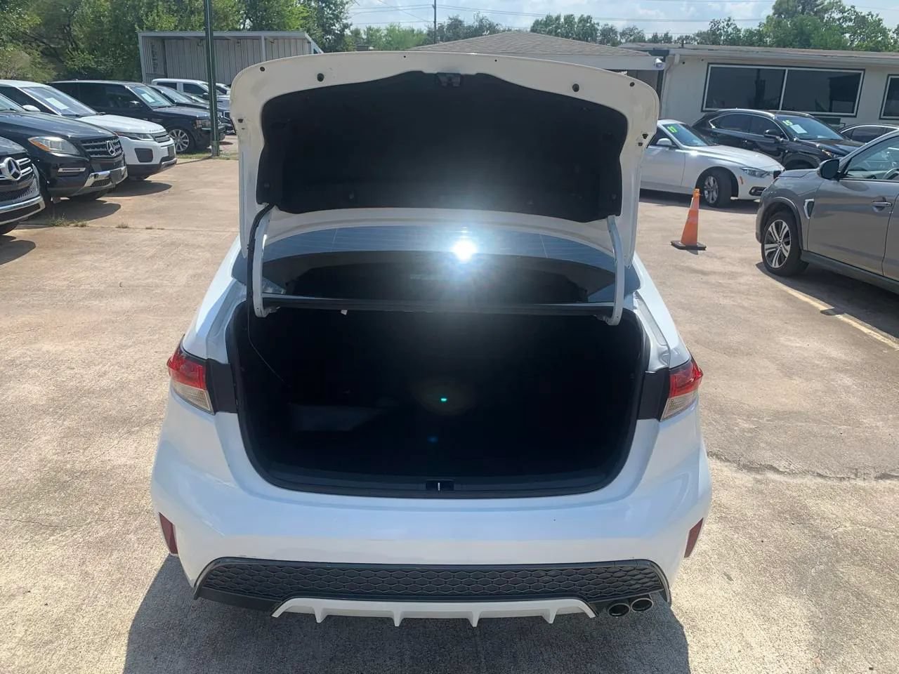 Used 2021 Toyota Corolla SE FWD image 20