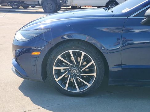 Used 2022 Hyundai Sonata Limited image 10