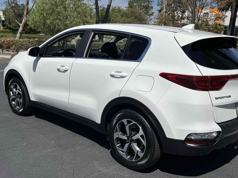 Used 2020 Kia Sportage LX FWD image 42