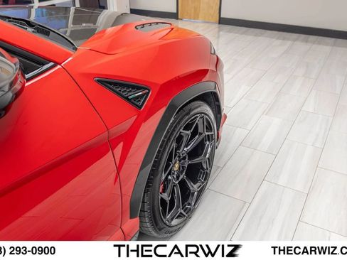 Used 2023 Lamborghini Urus Performante AWD/4WD image 46