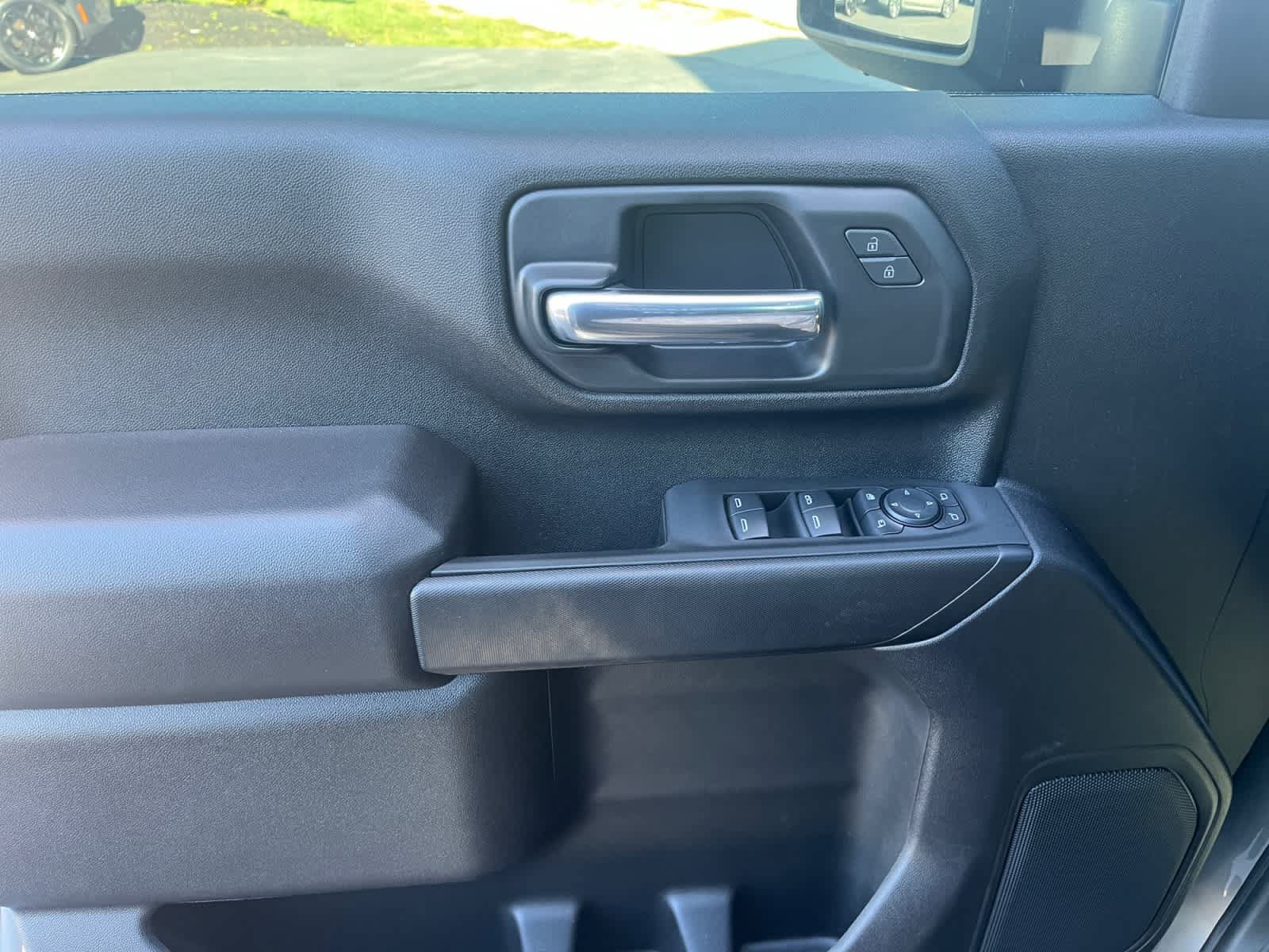 Used 2025 GMC Sierra 2500 Pro AWD/4WD image 8