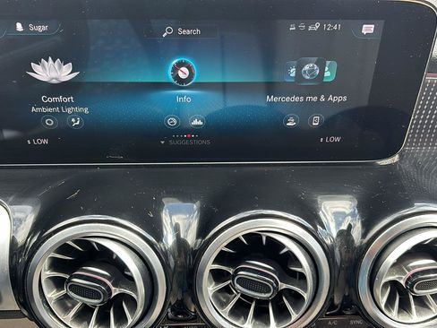 Used 2022 Mercedes-Benz GLB 250 image 29