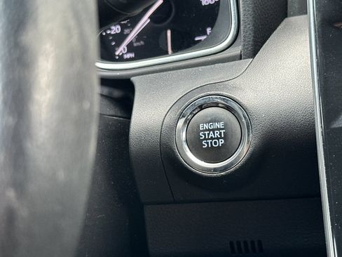 Used 2022 Toyota Avalon XLE FWD image 20