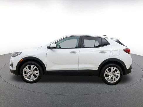 Used 2025 Buick Encore GX Preferred FWD image 4