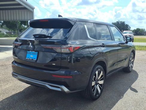 Used 2025 Mitsubishi Outlander SE FWD image 6