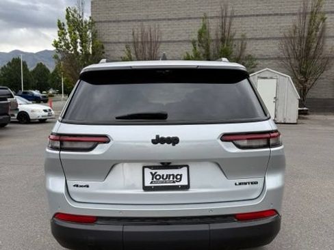 Used 2024 Jeep Grand Cherokee L Limited w/ Luxury Tech Group II AWD/4WD image 7