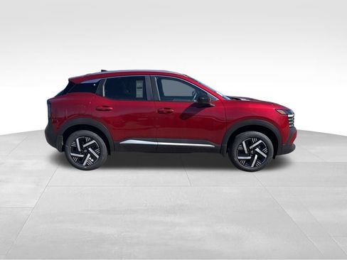 New 2026 Nissan Kicks SV w/ SV Premium Package FWD image 5