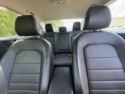 Used 2024 Volkswagen Jetta SE FWD image 15