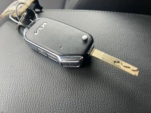 Used 2025 Kia Soul LX w/ LX Technology Package image 18