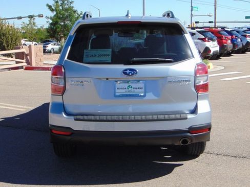 Used 2016 Subaru Forester 2.5i Limited AWD/4WD image 5