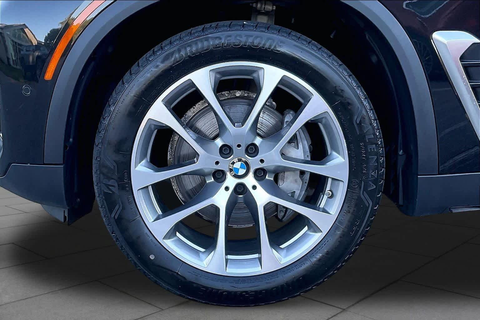 Used 2024 BMW X5 xDrive40i w/ Executive Package AWD/4WD image 10