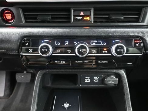 Certified 2023 Honda Pilot EX-L image 9