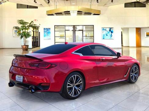 Used 2022 INFINITI Q60 3.0t Luxe w/ Cargo Package RWD image 5