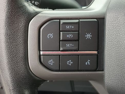 Certified 2022 Ford F150 XLT w/ Equipment Group 302A High image 30