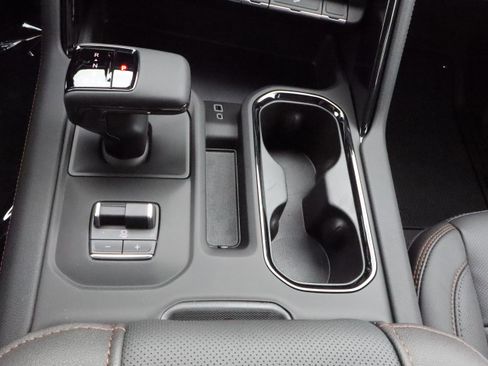 New 2026 GMC Sierra 1500 AT4 w/ AT4 Premium Package image 15