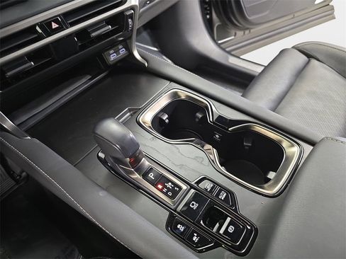 Certified 2024 Lexus RX 450h 450h+ Luxury image 25