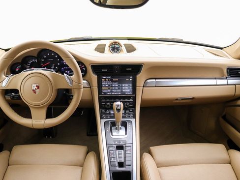 Used 2012 Porsche 911 Carrera RWD image 16