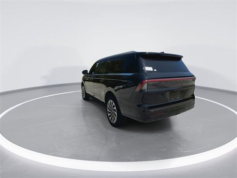 New 2025 Lincoln Navigator L Black Label image 7