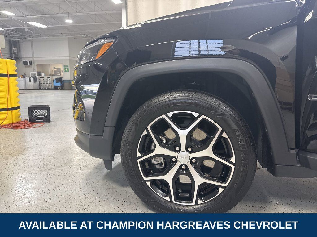 Used 2024 Jeep Compass Limited AWD/4WD image 41