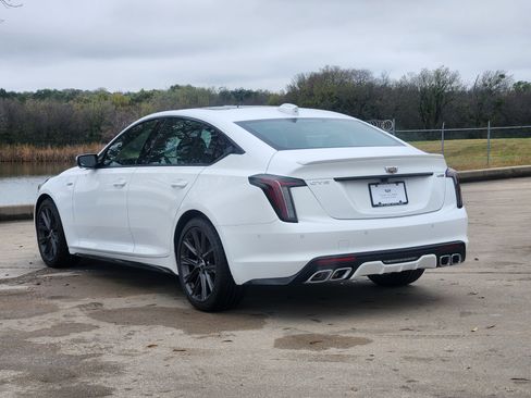 New 2026 Cadillac CT5 V image 3